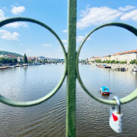 Free Parking - Cozy Apartment Near Vysehrad Railway Bridge プラハ エクステリア 写真