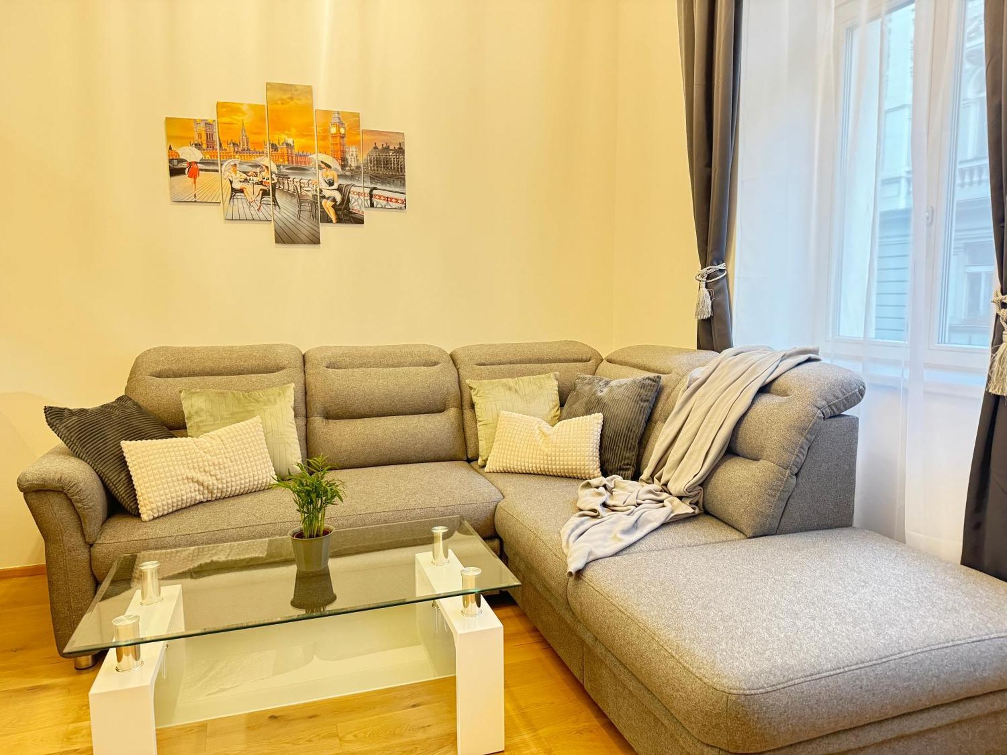 Free Parking - Cozy Apartment Near Vysehrad Railway Bridge プラハ エクステリア 写真