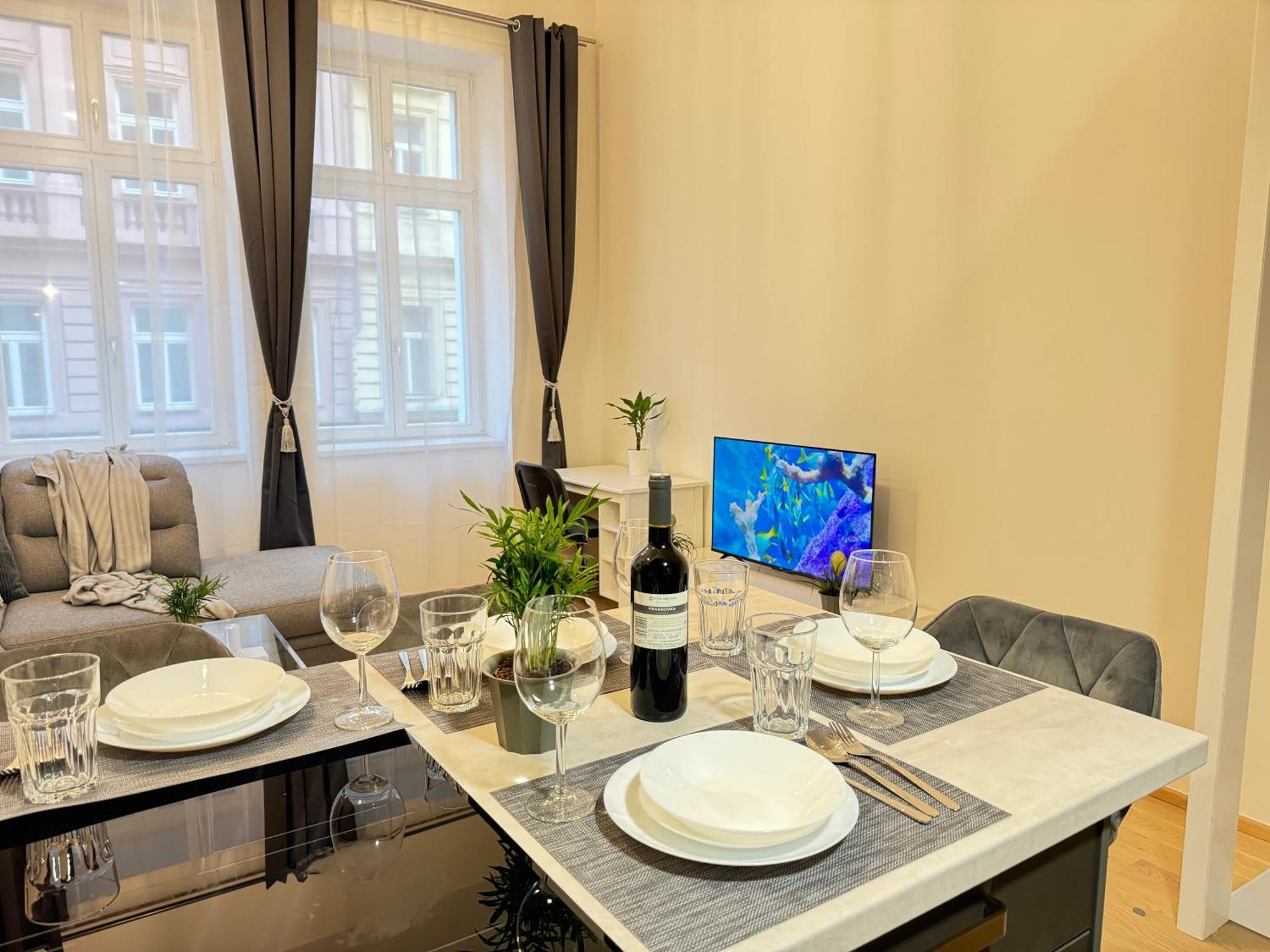 Free Parking - Cozy Apartment Near Vysehrad Railway Bridge プラハ エクステリア 写真