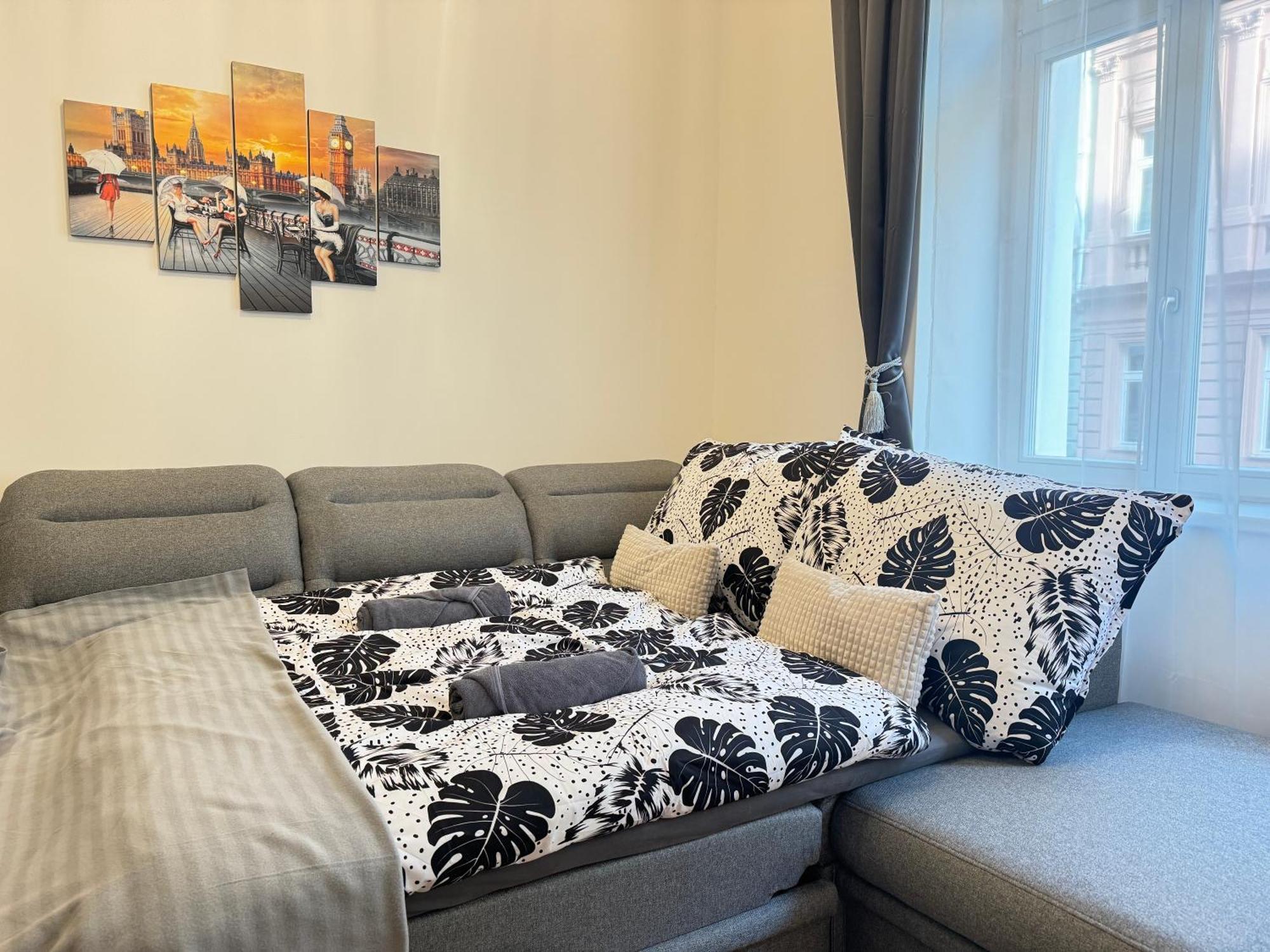 Free Parking - Cozy Apartment Near Vysehrad Railway Bridge プラハ エクステリア 写真