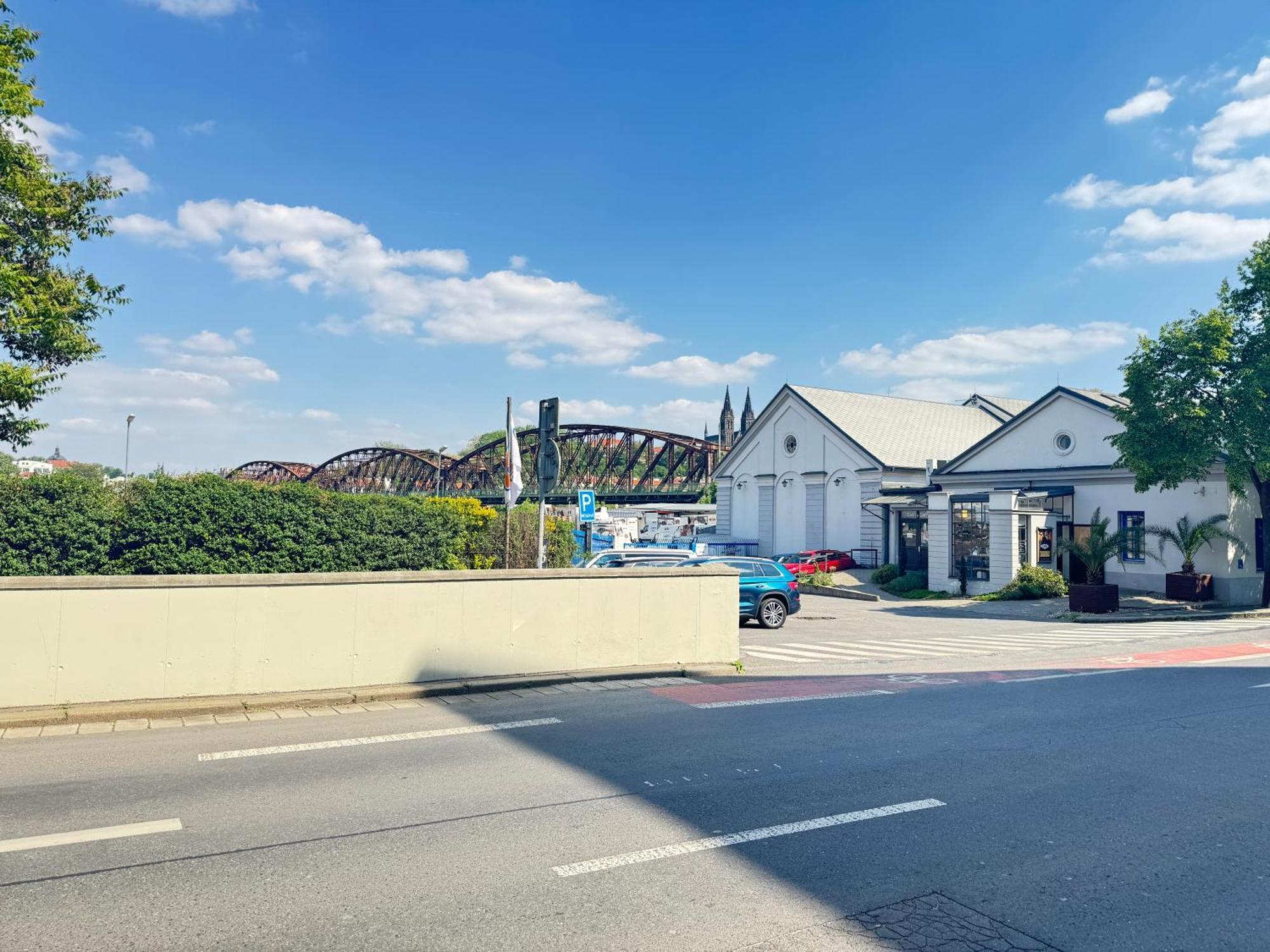 Free Parking - Cozy Apartment Near Vysehrad Railway Bridge プラハ エクステリア 写真