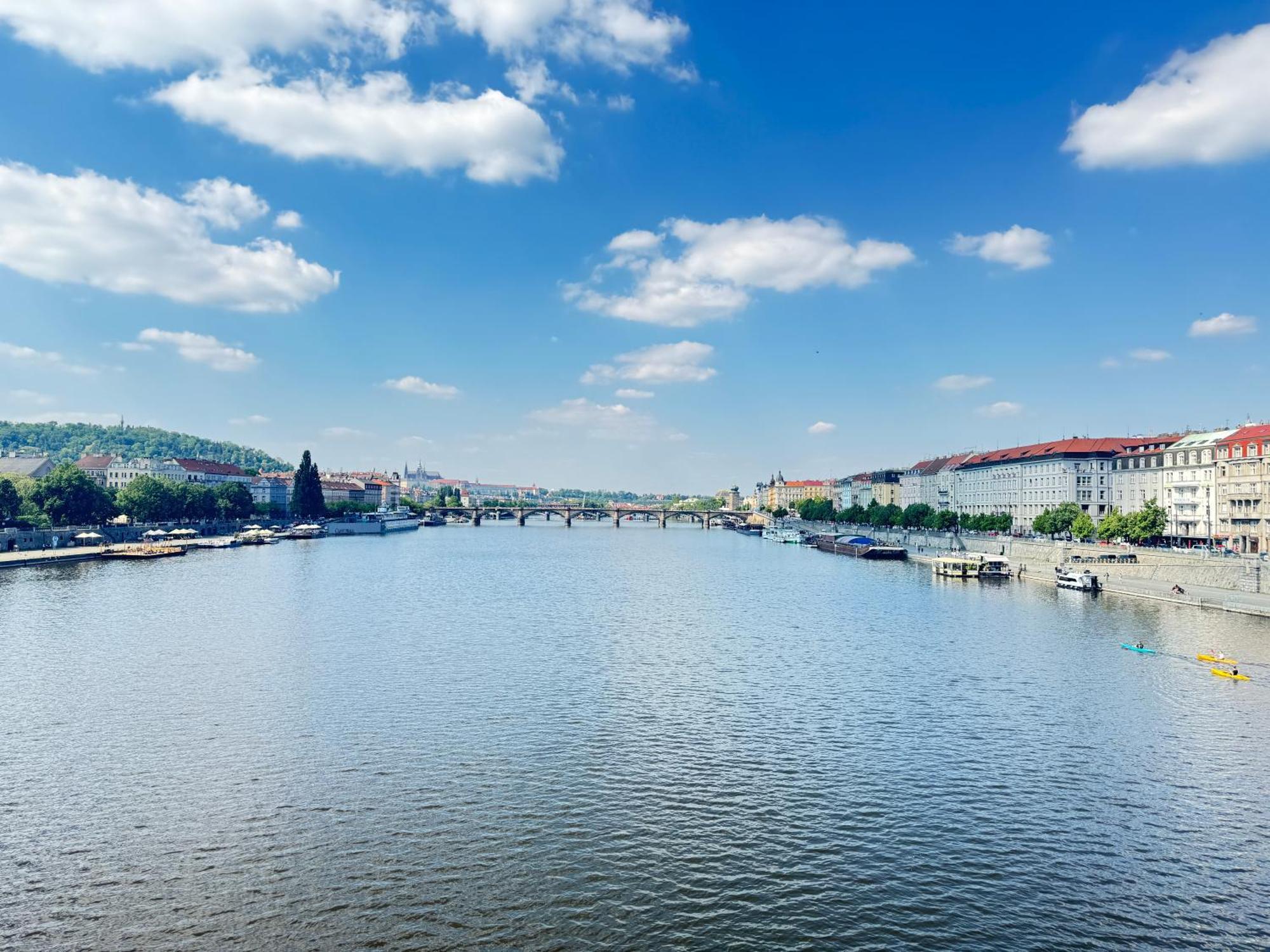 Free Parking - Cozy Apartment Near Vysehrad Railway Bridge プラハ エクステリア 写真