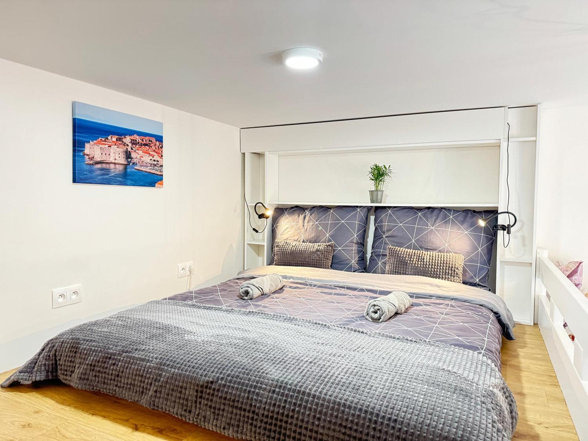 Free Parking - Cozy Apartment Near Vysehrad Railway Bridge プラハ エクステリア 写真